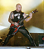 Kerry King, heute mal ohne Shirt von Resistance Records