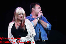 Das vokale Duo: Pamela Moore und Geoff Tate