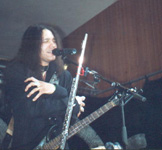 Erhaben, elegant und gefühlvoll: John Blackwing von Thunder Rider