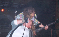 Immer Action on stage: Rich und Chris von den RUFFIANS