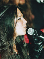 Zu schwindelerregenden Höhen fähig: die Sängerin von Royal Anguish