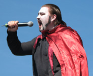 'Wooh - ohhhh - this is the kiss of the Kobra King!!'