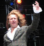 'We have ways to make you rock!' - Leon Goewie (Vengeance)