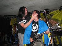 'Gegen DIE da haben wir - die Schweden - bei der WM verloren!' (Auch wenn Anders Friden von IN FLAMES zuvor auf dem BYH noch 'ne große Klappe hatte ...)