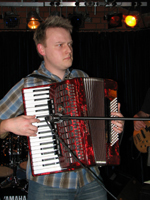 Vytas Lemke an der Quetschkommode