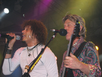Jeff Scott Soto und Ross Valory