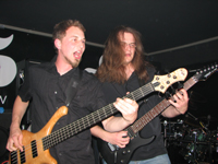 Die Saitenfraktion von SceneS: Hannes Farrenkopf und Chris Lorey