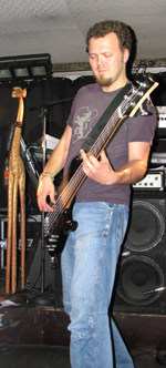 Man beachte den 'Stage Manager' in der Mitte, ein Mitbringsel aus Belgien von der Tour