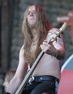 Echte Wikinger gehen immer oben ohne ...