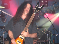 Kleinere Schwierigkeiten mit geliehener Gitarre: Geoff Thorpe