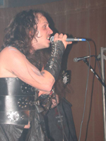 Philip Svennefelt - Sänger von Portrait im Lederwanst