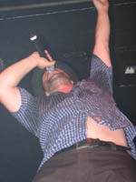 Na, ob er über DAS Foto glücklich ist ...?!?