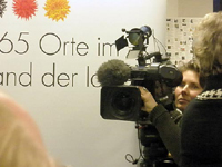 Presse und Hamburger Polit-Prominenz anwesend