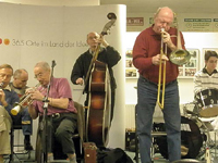 Abbi Hübner & The Hot Swingsters