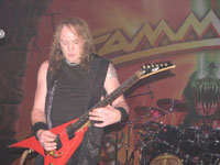 Kai Hansen konzentriert