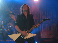 Michael Weikath etwas im Düsteren