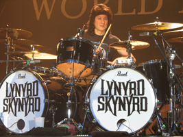 Drummer Michael Cartellone