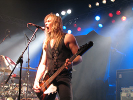 Mund auf! Mülli (Jaded Heart)