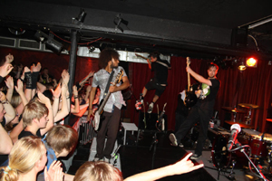 Emil Bulls (James, Karl, Andy, v.l.n.r.)