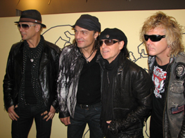 Rudolf, Matthias, Klaus und James am 11.11. in Mannheim