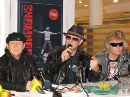 Rudolf Schenker erklärt 'Bang Bang, Rock with the Gang'