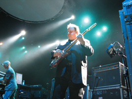 Steve Rothery entrückt in himmlischen Gitarrenwelten