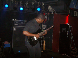 Tosin Abasi von Animals As Leaders