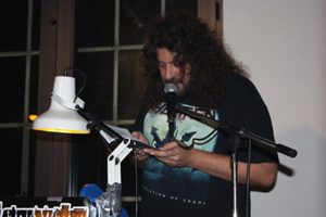 Mit gutem T-shirt-Geschmack: Till Burgwächter