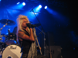 Hannes Braun (Kissin' Dynamite) ...