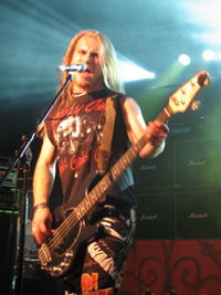 Old-school-Attitüde ist KEINE Frage des Alters: Bassist Steffen Haile