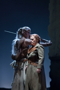 Grane (Ziv Frenkel) & Brünnhilde (Eva Johansson)