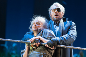 Der Wanderer bedroht Mime