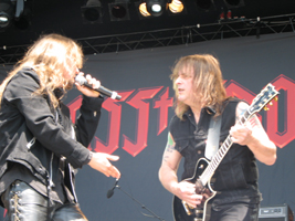 Patrick und Ross 2009, Bang Your Head